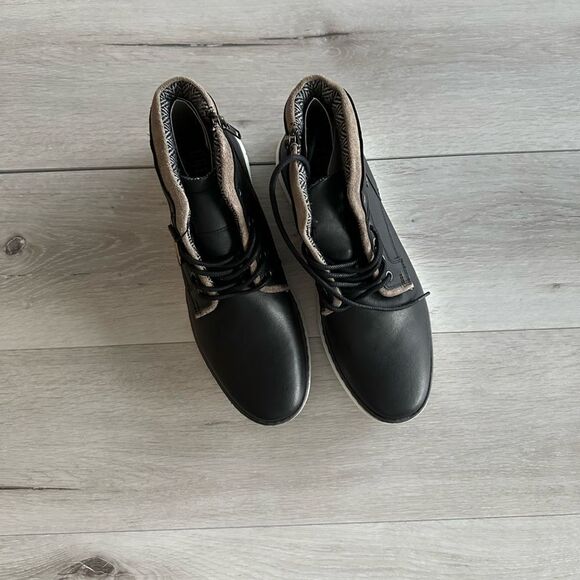 Crevo Finnegan Leather Boot BLACK 10.5 STITCH FIX NWT IN‎ PACKAGE - Picture 8 of 11